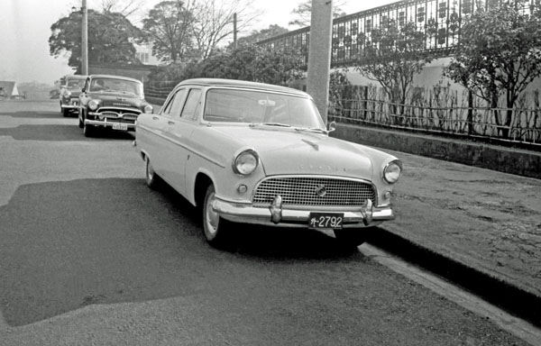 (11-1a)(030-29) 1956-62 Ford Consul Ⅱ(204E) Saloon.jpg